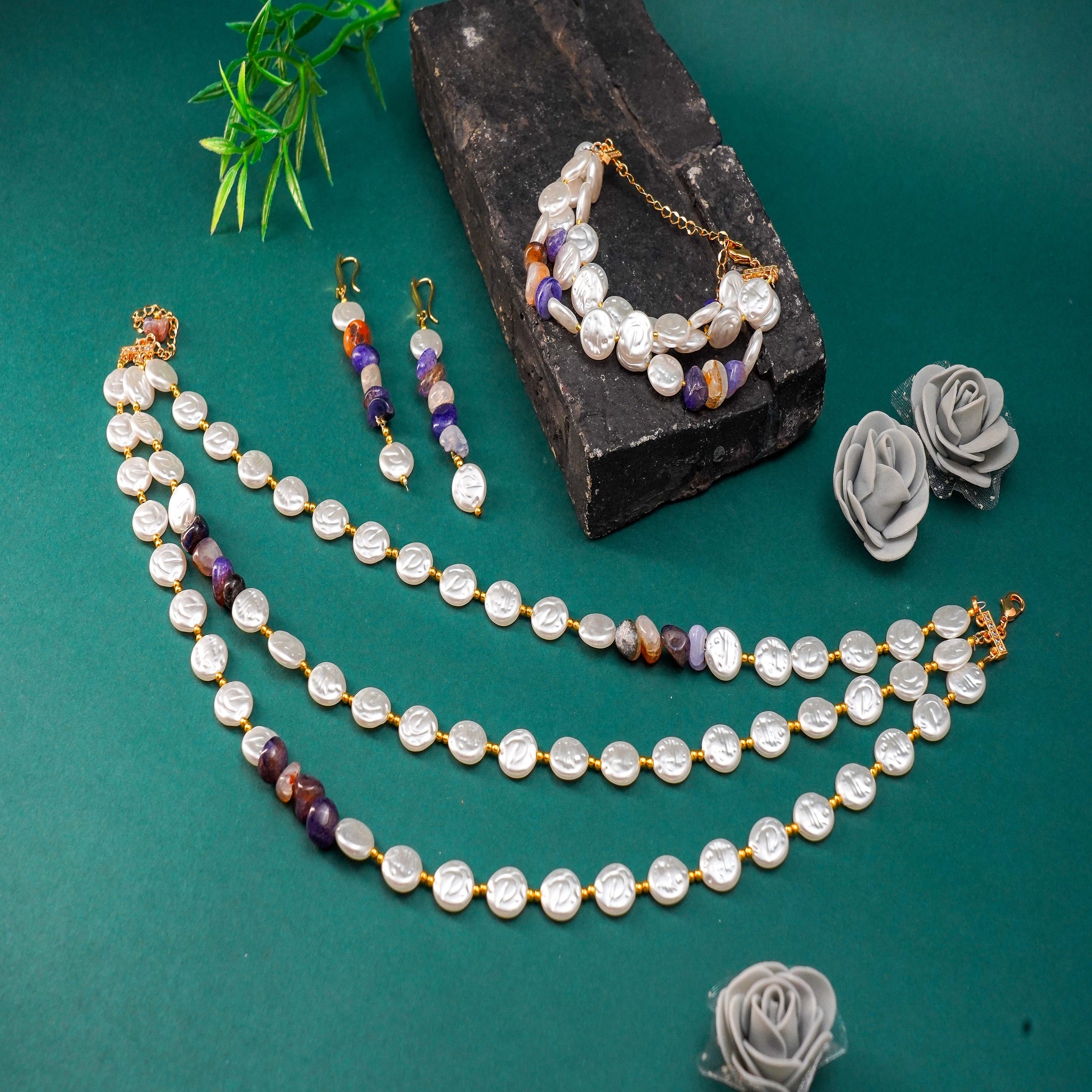 Agate & Pearl Necklace with Premium Brass Detailing