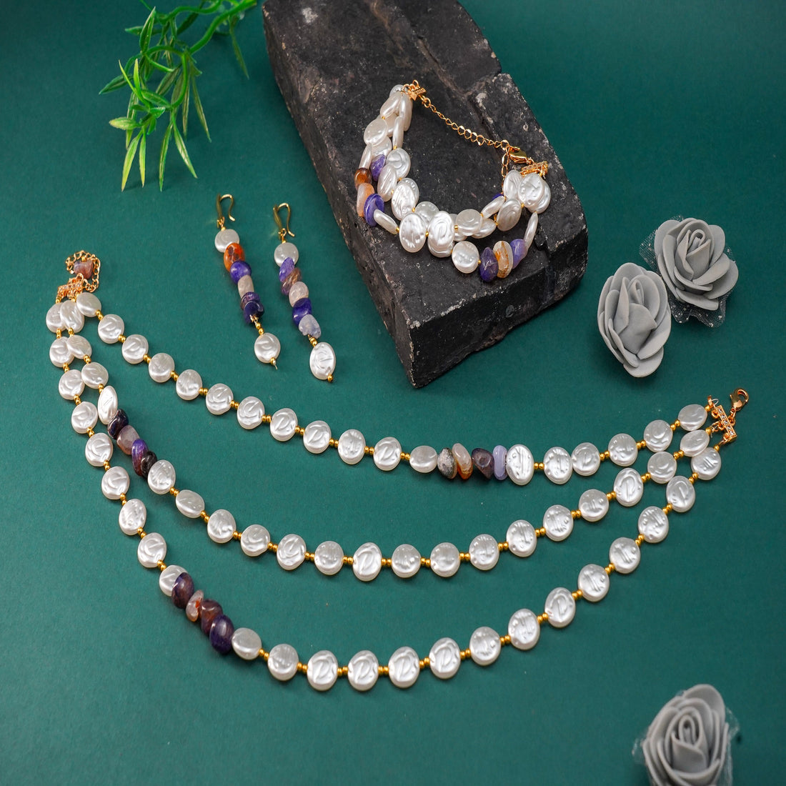 Agate & Pearl Necklace with Premium Brass Detailing