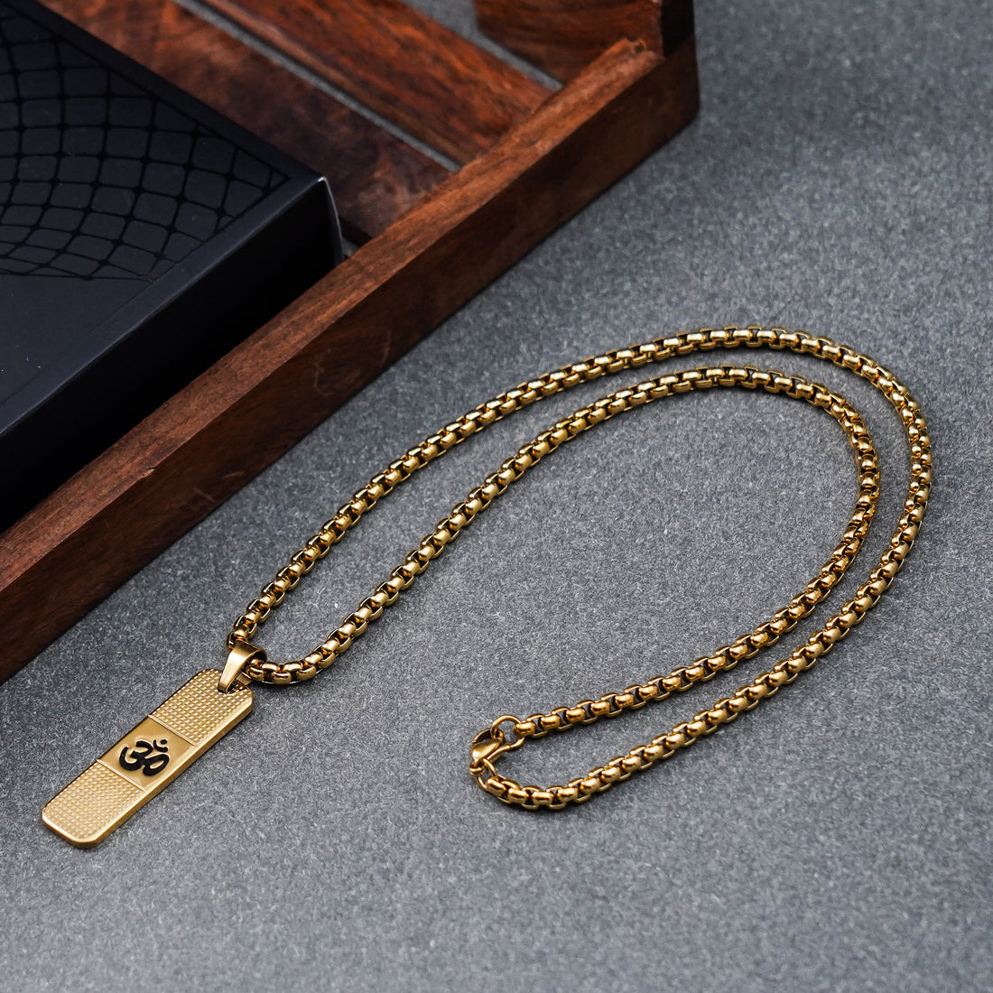 Om Pendant Dotted Design Gold Chain For Men (24 Inch)